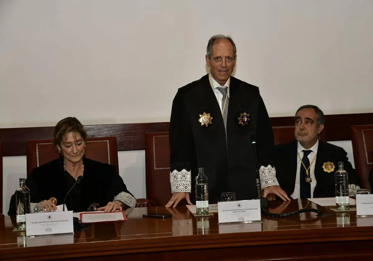 Massieu toma posesión como presidente del Consejo Canario de Colegios de Abogados