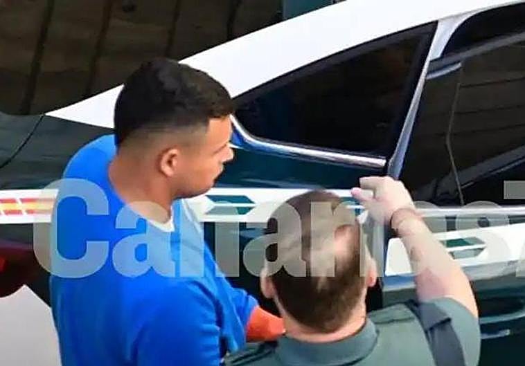 Imagen de Echedey León a su entrada a sede judicial.