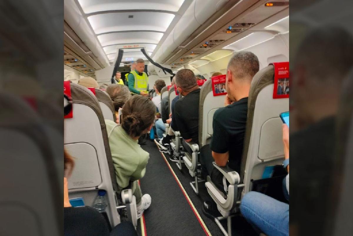 Bajan del avión a varios jugadores del Molina Sport por comportamiento inadecuado tras ganar la Copa del Rey