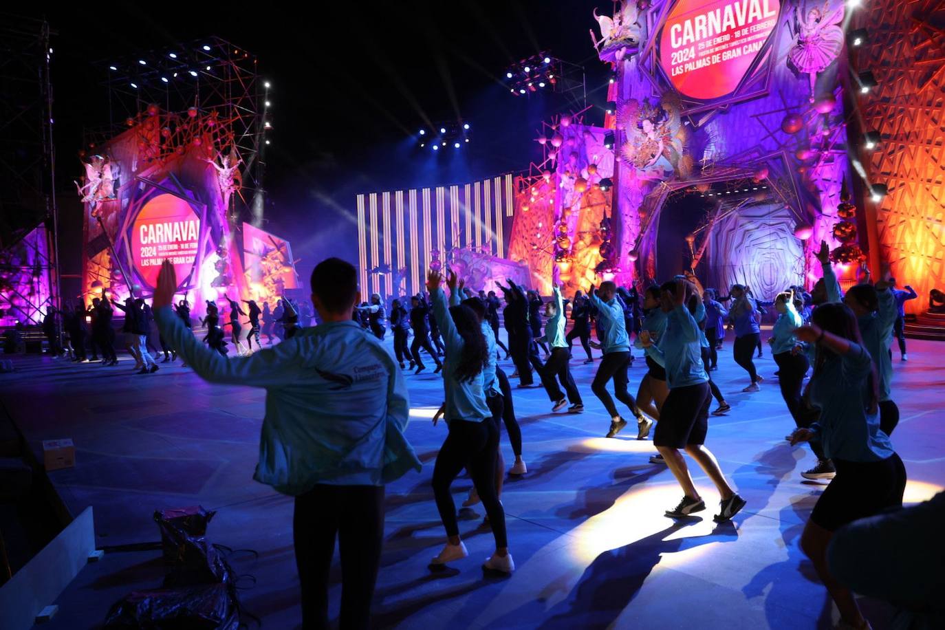Los Carnavales del Mundo&#039; lucirán esta noche en la gala de la reina