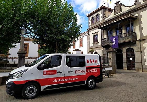 Unidad móvil del ICHH.