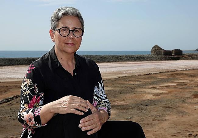 Lourdes Rojas de Echevarría.