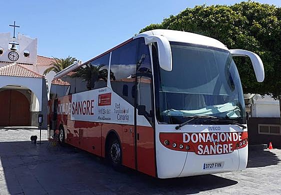 Unidad móviles en Arguineguín.