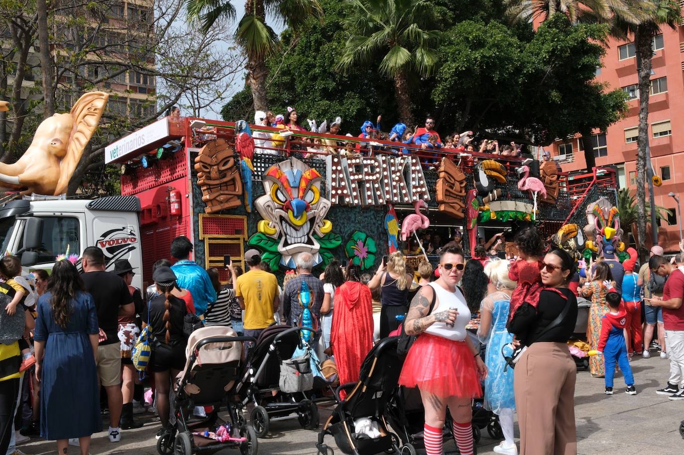 El Puerto se llena de mascaritas el martes de carnaval