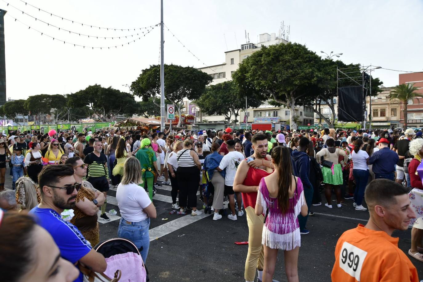 El Puerto se llena de mascaritas el martes de carnaval