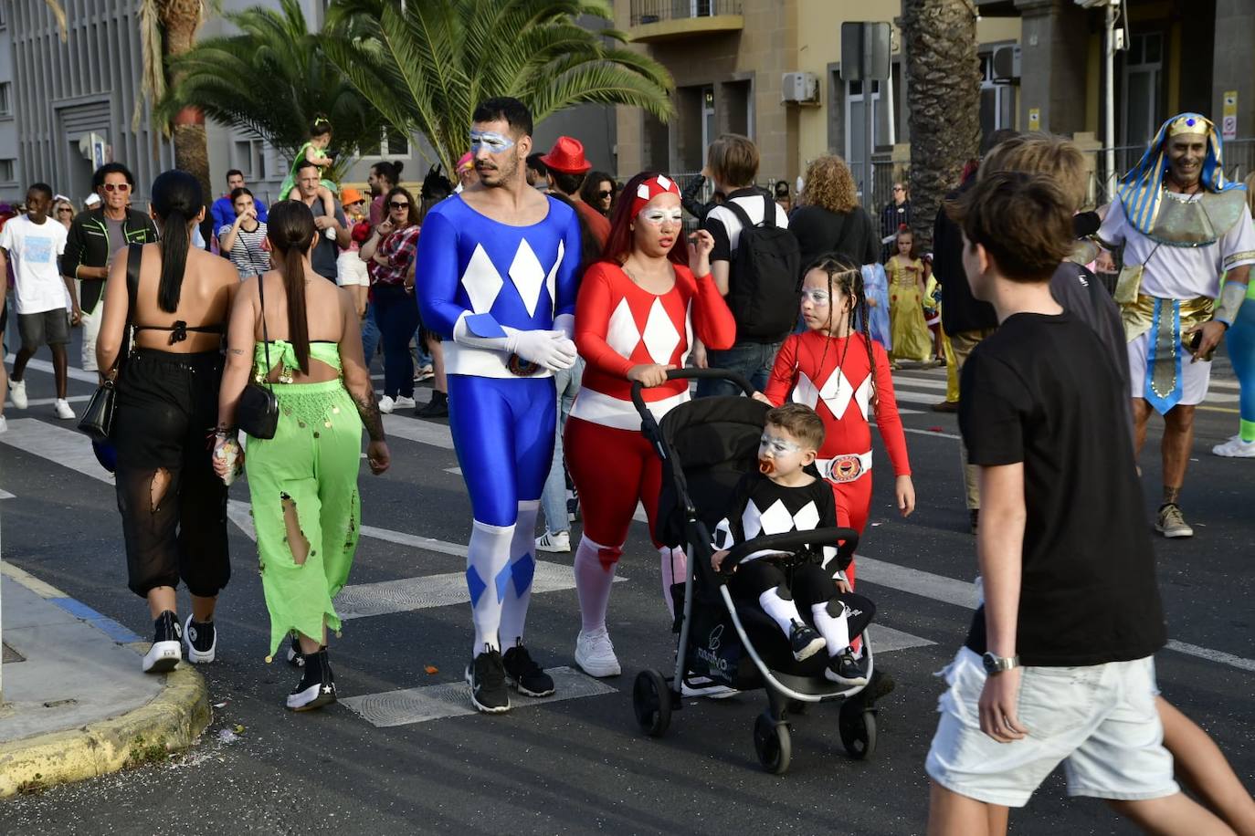 El Puerto se llena de mascaritas el martes de carnaval