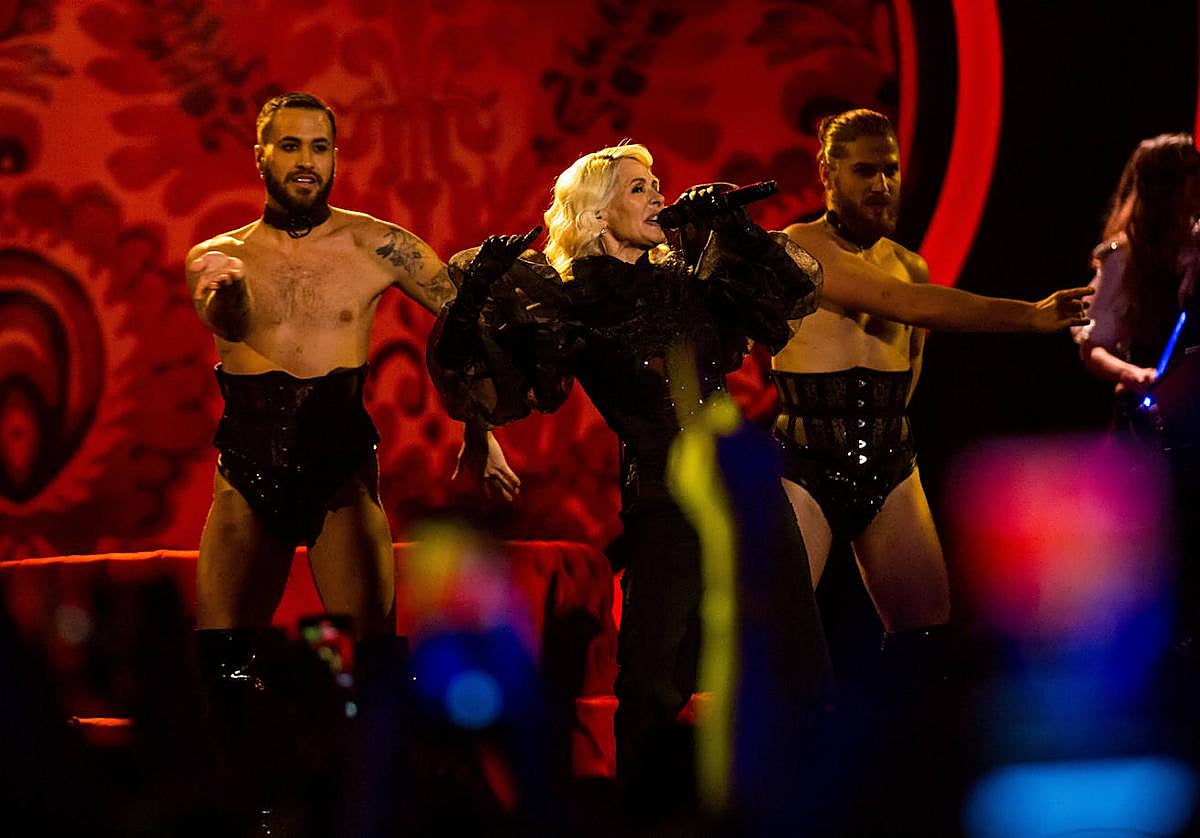 Un momento de la interpretación de la canción 'Zorra' en el Benidorm Fest.