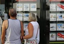 La compraventa de viviendas en Canarias cae un 9,4%