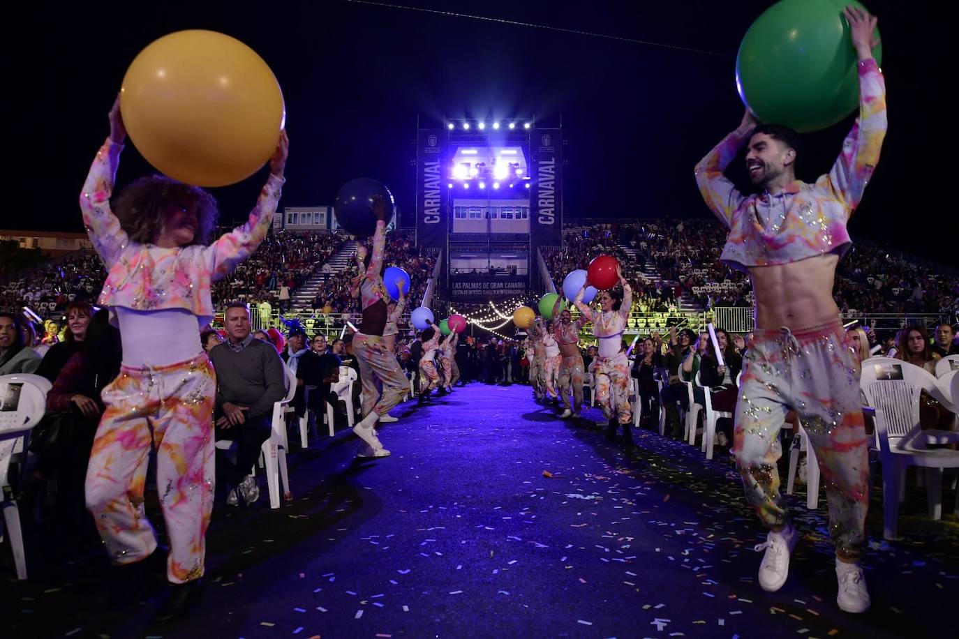 Los drag se suben a sus plataformas en &#039;Los Carnavales del Mundo&#039;