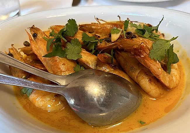 Camarones a la Laurentina.