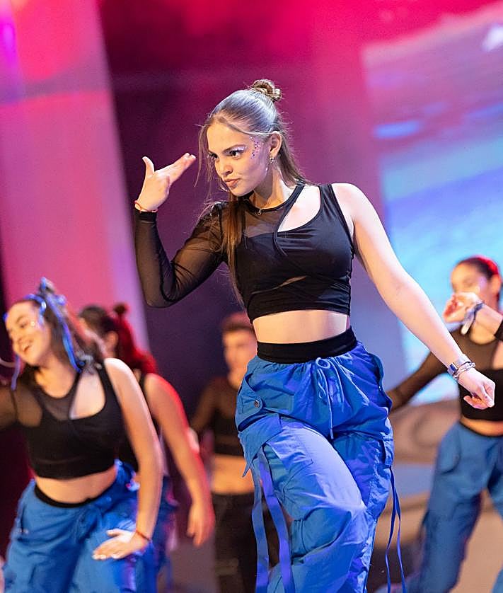 Imagen secundaria 2 - El fondo del mar más menudo sube al escenario