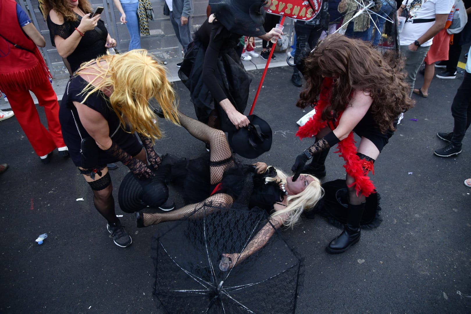 El entierro de la sardina cierra el carnaval de Las Palmas de Gran Canaria