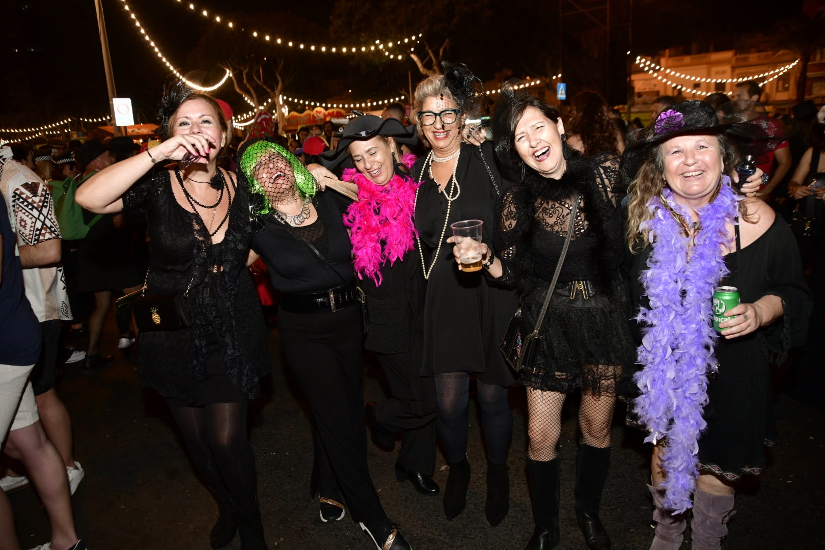 El entierro de la sardina cierra el carnaval de Las Palmas de Gran Canaria