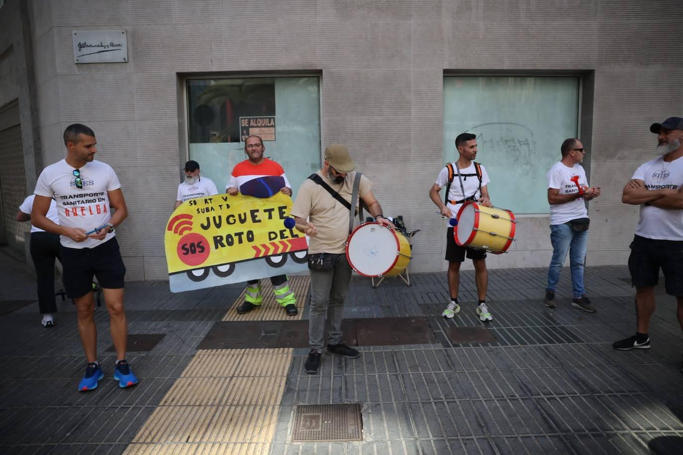 La manifestación del Transporte Sanitario no Urgente, en imágenes