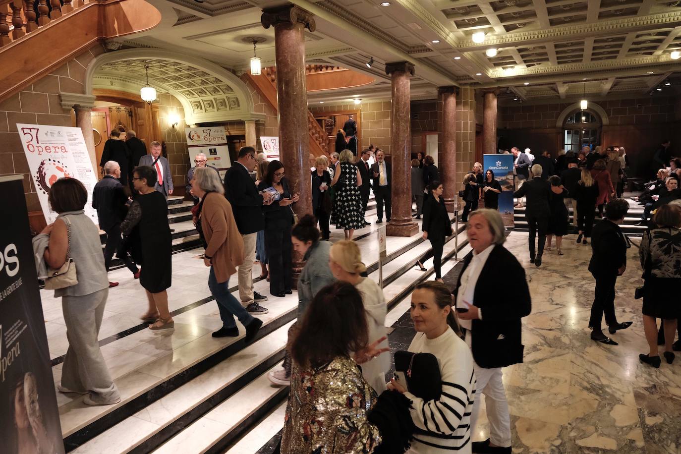 El inicio de la temporada de ópera en el Teatro Pérez Galdós, en imágenes