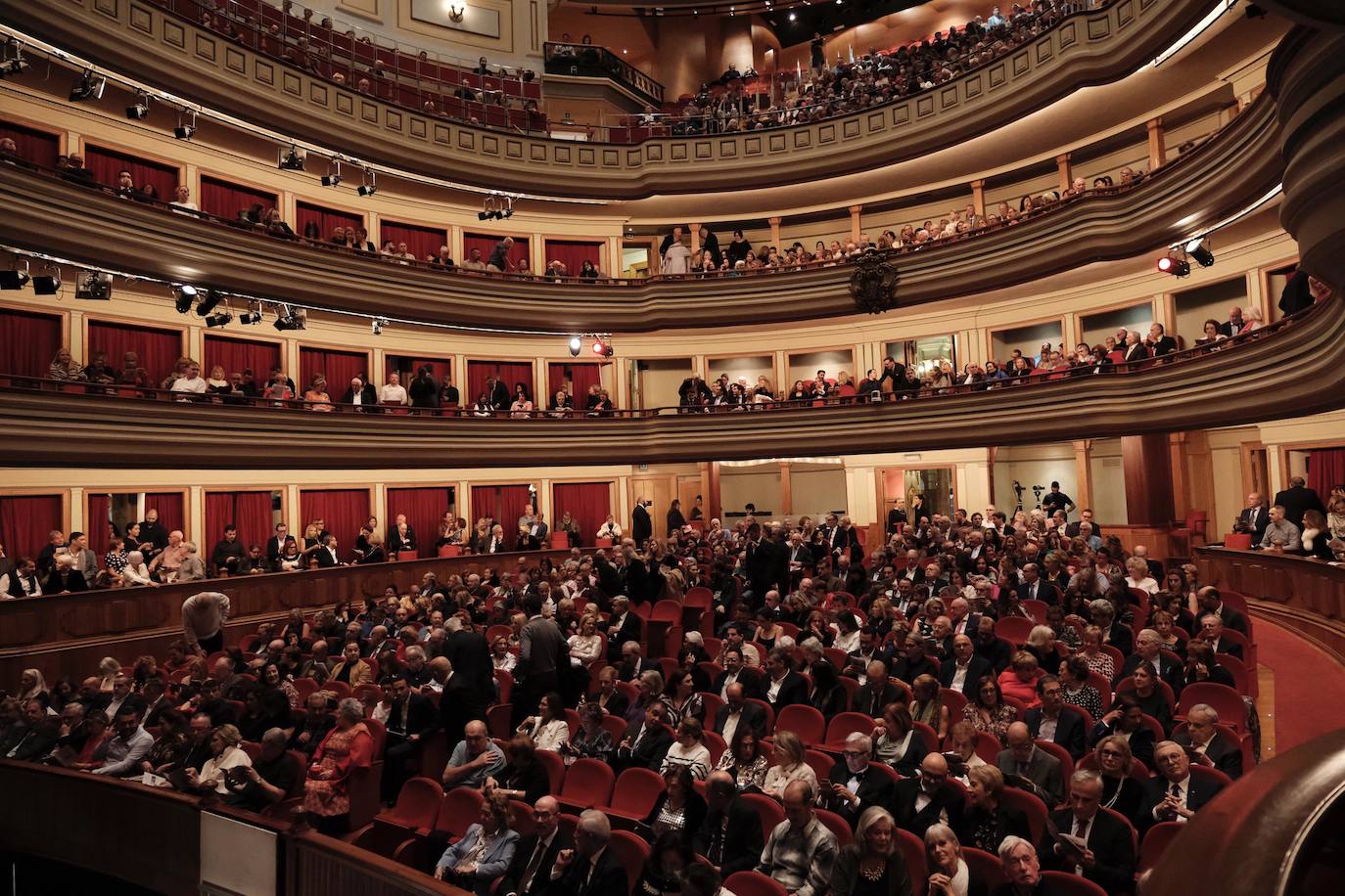 El inicio de la temporada de ópera en el Teatro Pérez Galdós, en imágenes