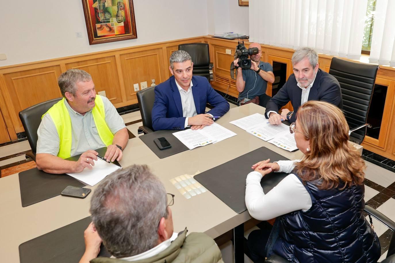 La tractorada toma la capital grancanaria en protesta por la situación del campo