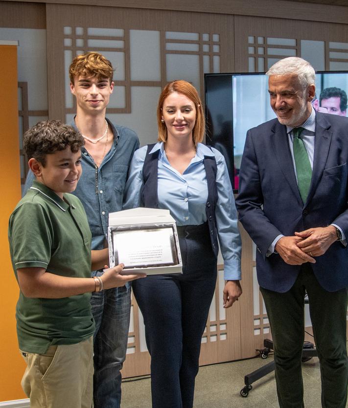 Imagen secundaria 2 - La ULPGC homenajea a Gonzalo Pérez Melián
