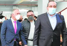 Ángel Víctor Torres, Conrado Domínguez y Blas Trujillo, en Infecar.