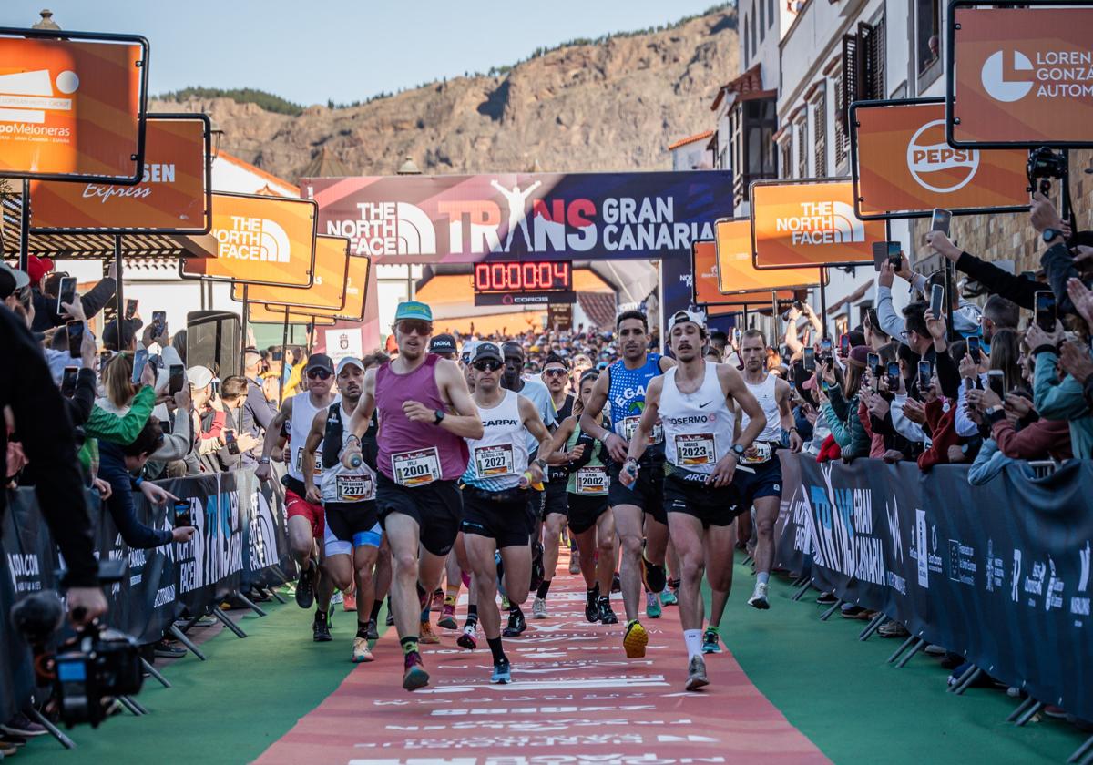 Imagen de la salida masculina de la Marathon de The North face Transgrancanaria.