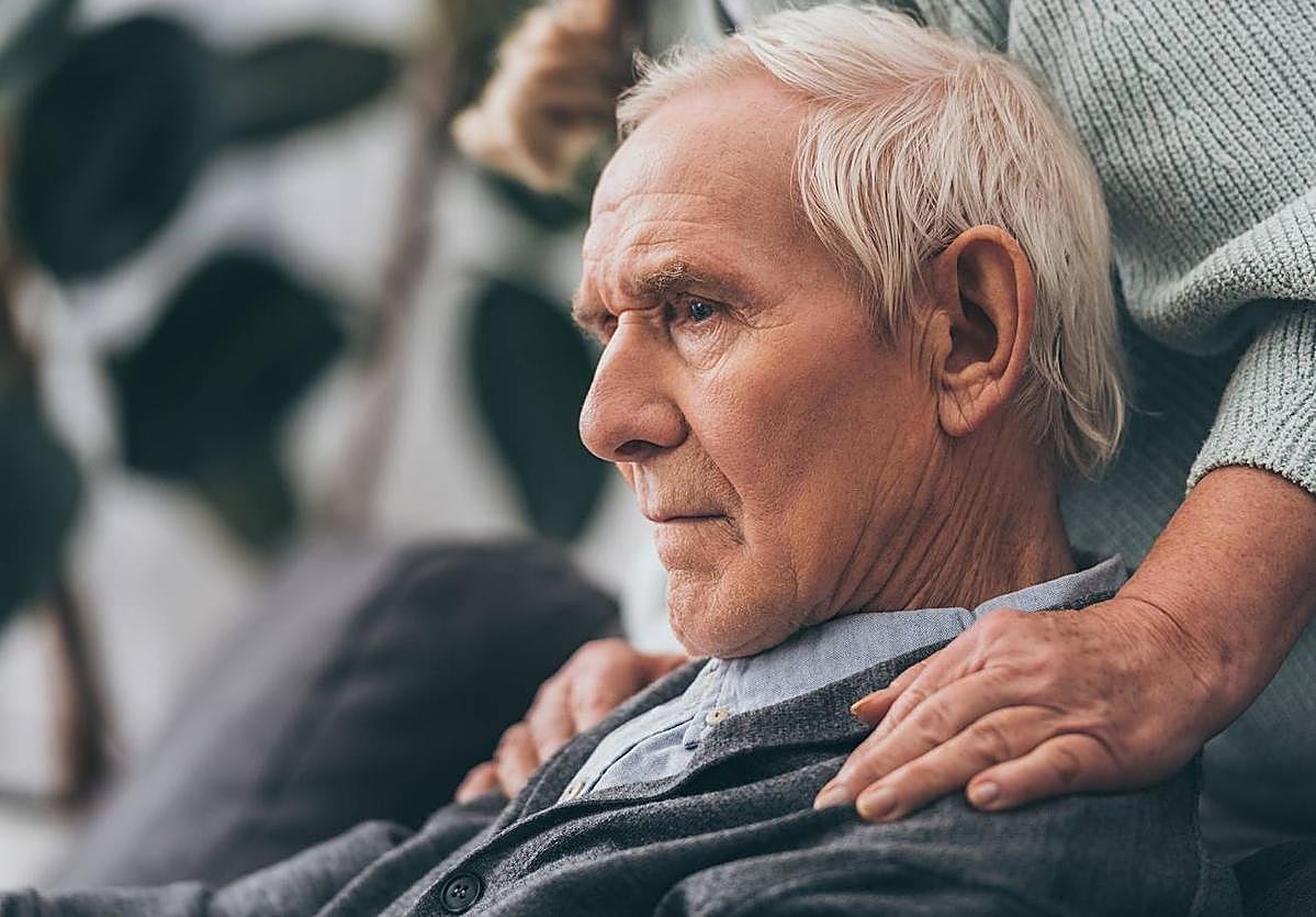 Salud: los 12 factores de riesgo para padecer demencia