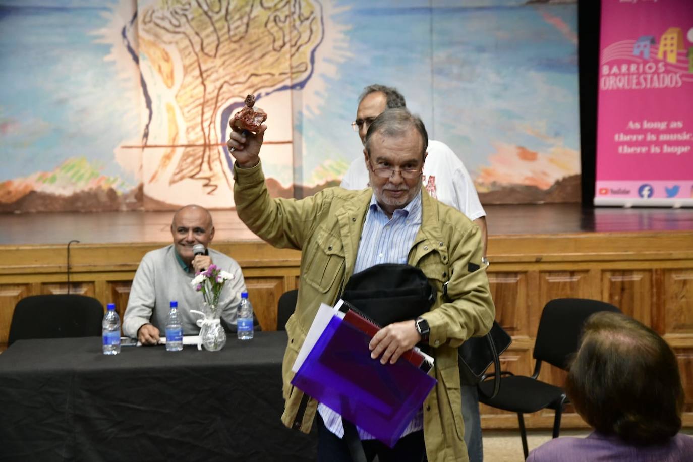 La Isleta reconoce en el día del barrio a vecinos destacados