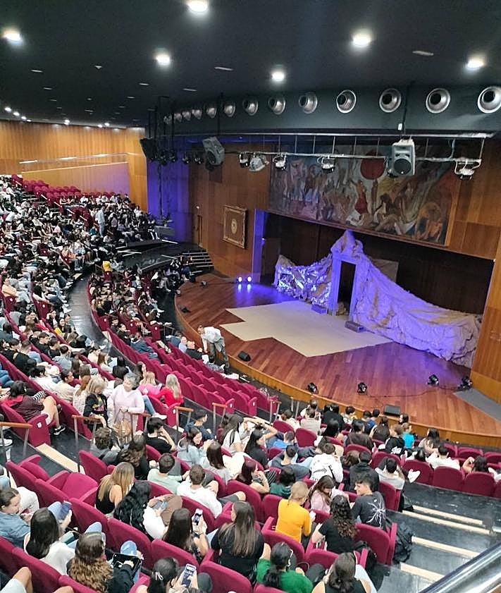 Imagen secundaria 2 - El XI Festival Juvenil de Teatro Grecolatino de Las Palmas congrega a más de 500 estudiantes de bachillerato de la isla