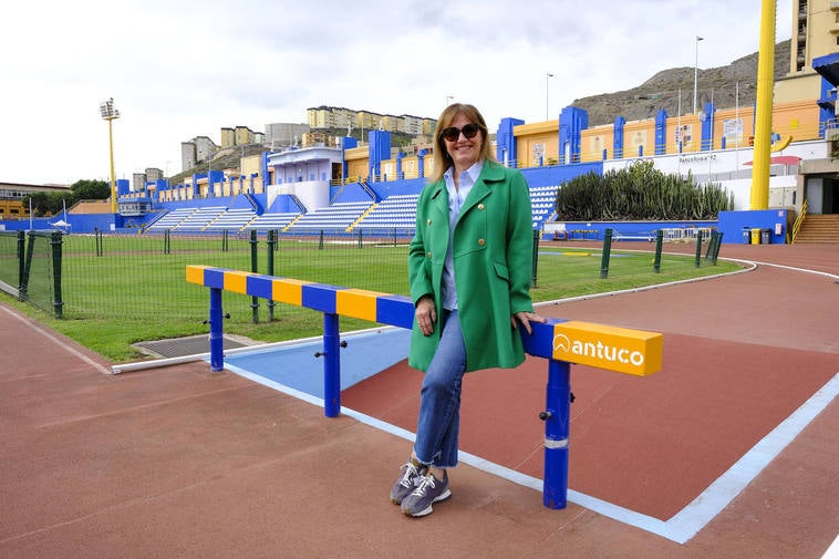 Tere Romón es la primera mujer en presidir una federación de atletismo en Canarias.