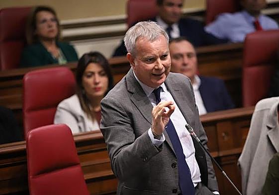 El portavoz del Grupo Parlamentario Socialista, Sebastián Franquis.