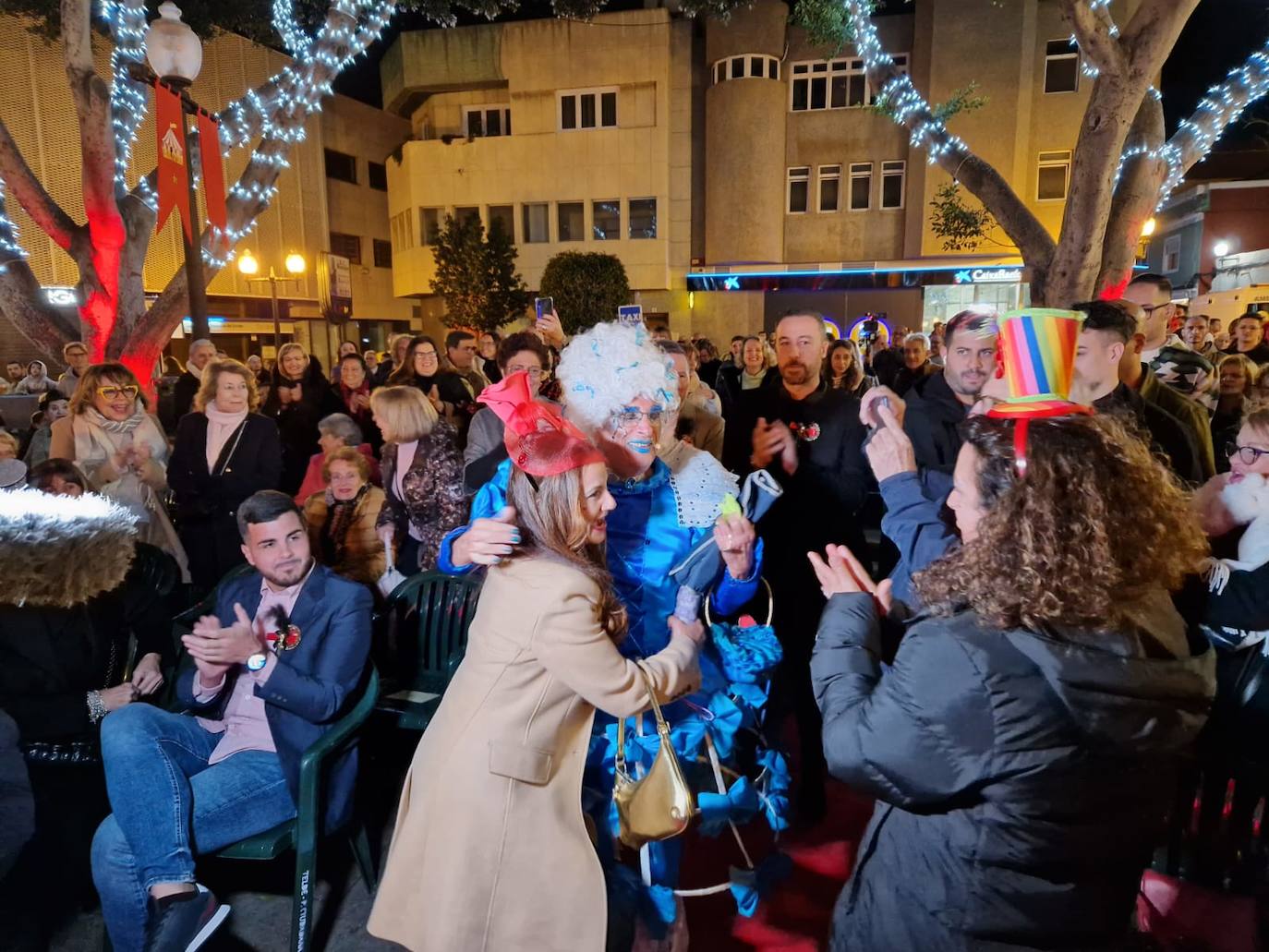 El carnaval de Telde se inaugura con el vibrante pregón de Arnaldo Ojeda