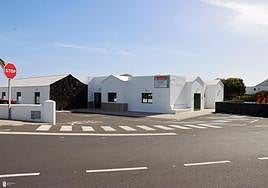 Edificio mejorado en Masdache.