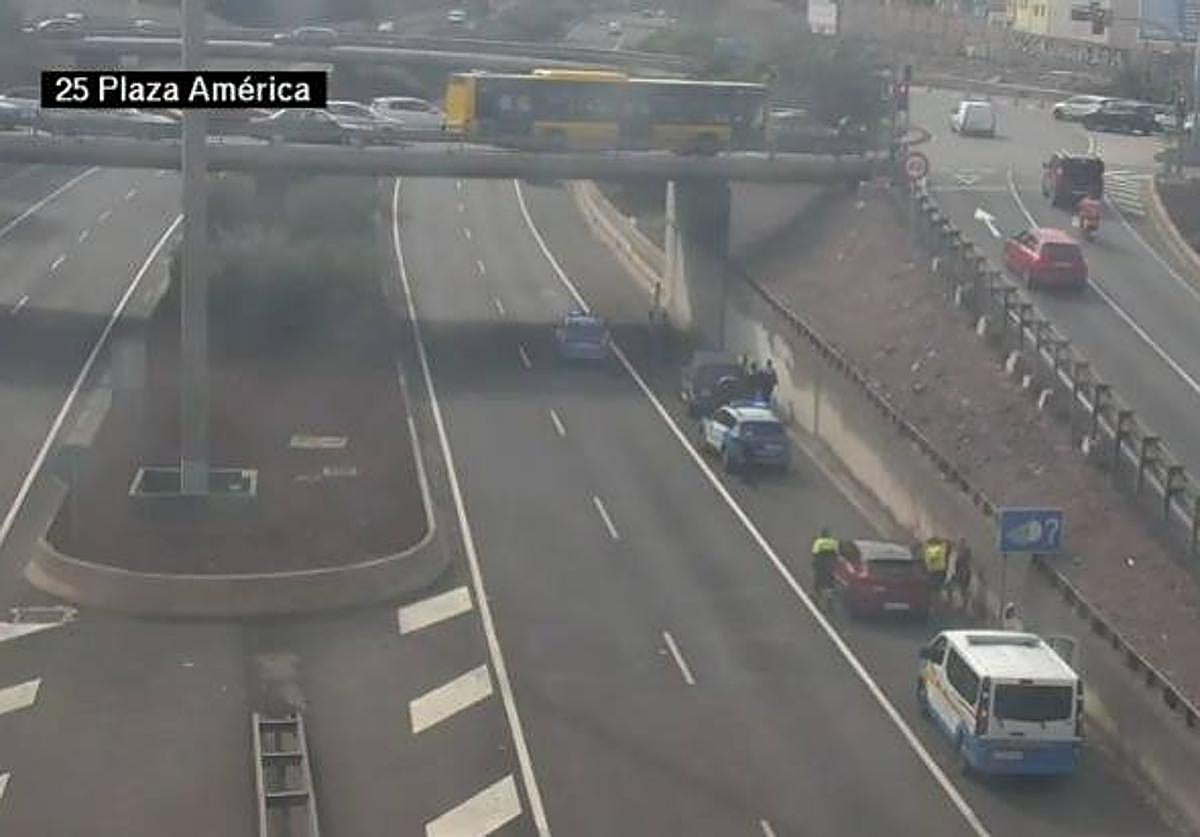 Accidente múltiple en la salida del túnel de Julio Luengo, dirección norte