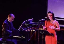 El pianista Sergio Alonso y la soprano Magdalena Padilla.