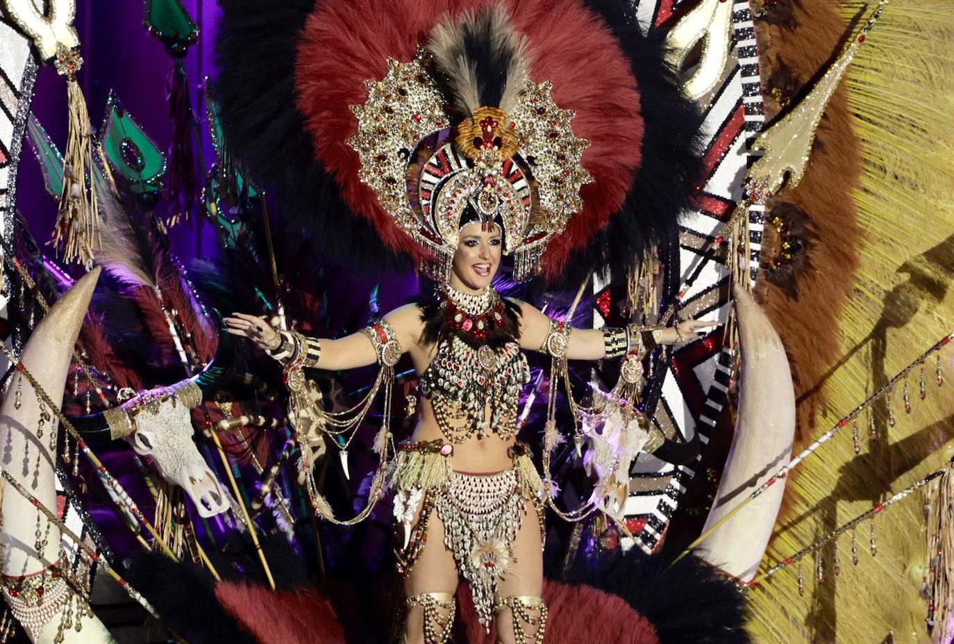 La gala de la reina del carnaval de Maspalomas, en imágenes
