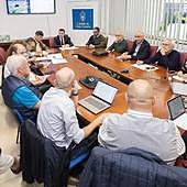 Sí condicionado al proyecto de ampliación y reforma del Museo Néstor