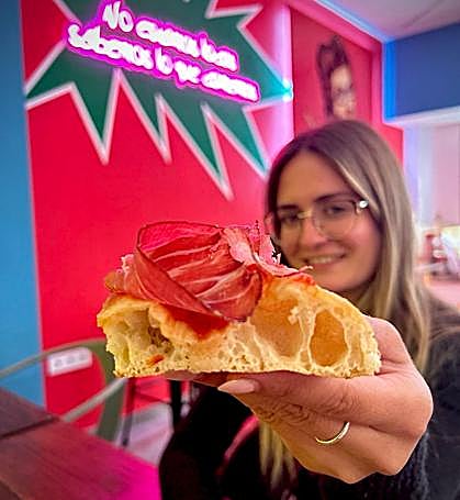 Anabel, de Crazy Pizza.