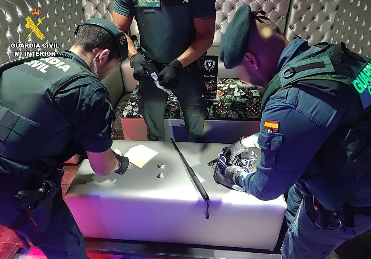 Exitosa operación conjunta en Mogán: incautación de estupefacientes, armas y fármacos ilegales