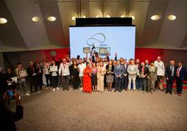 Foto de familia de los premios Qué Bueno Canarias.