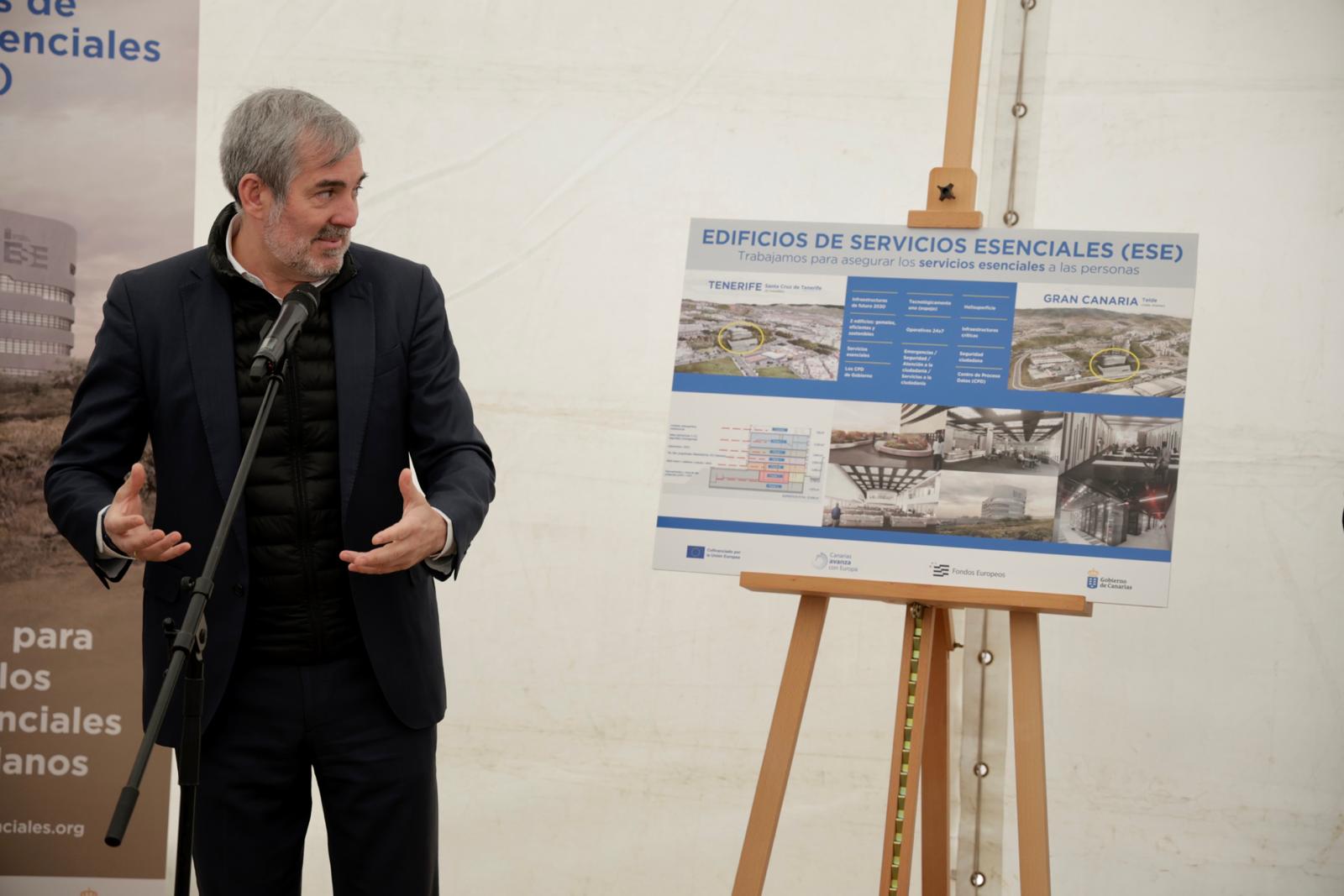 Clavijo da comienzo a las obras del edificio de Servicios Esenciales en Jinámar