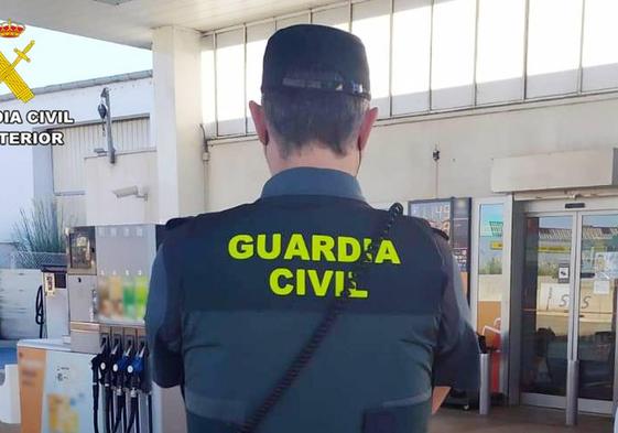 Tres detenidos por un asalto violento de 17.000 euros en una gasolinera de El Médano