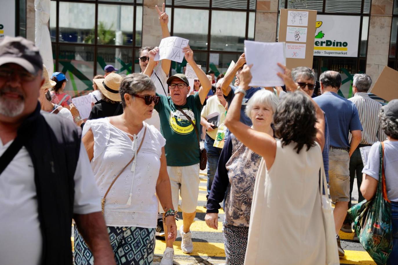 La Isleta reclama su espacio a Darias