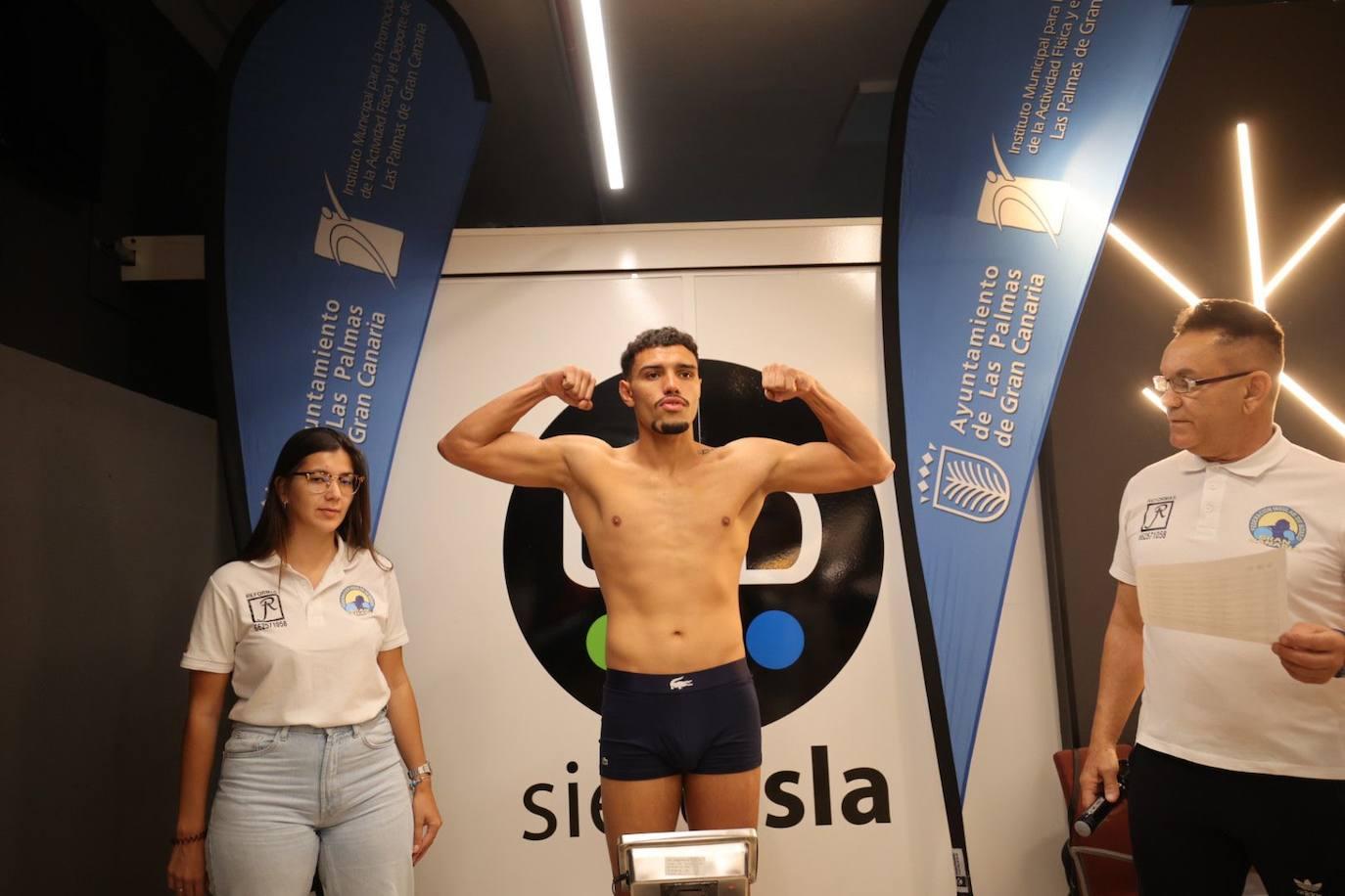 El pesaje para el Campeonato de Canarias de Boxeo, en imágenes