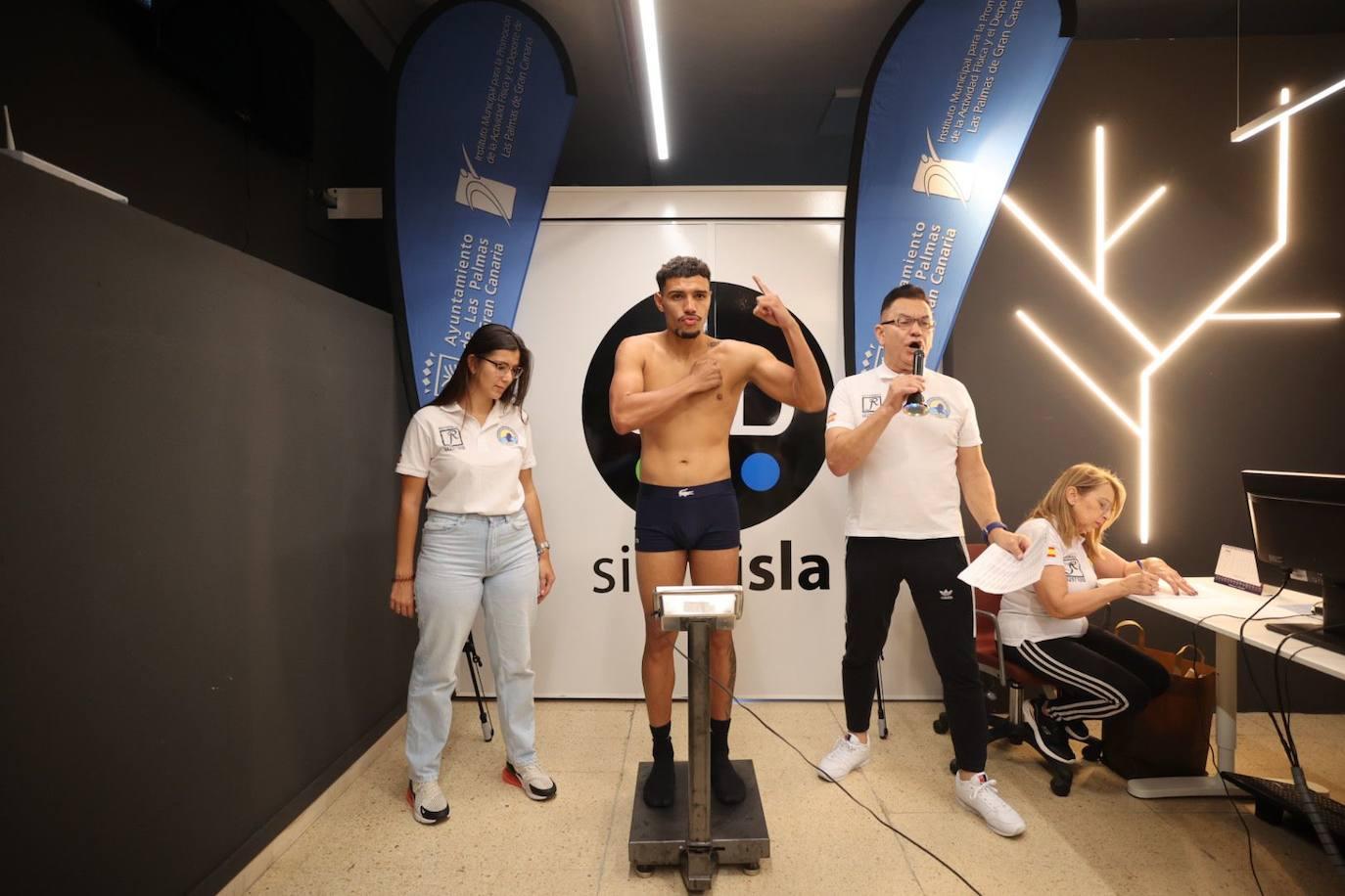 El pesaje para el Campeonato de Canarias de Boxeo, en imágenes