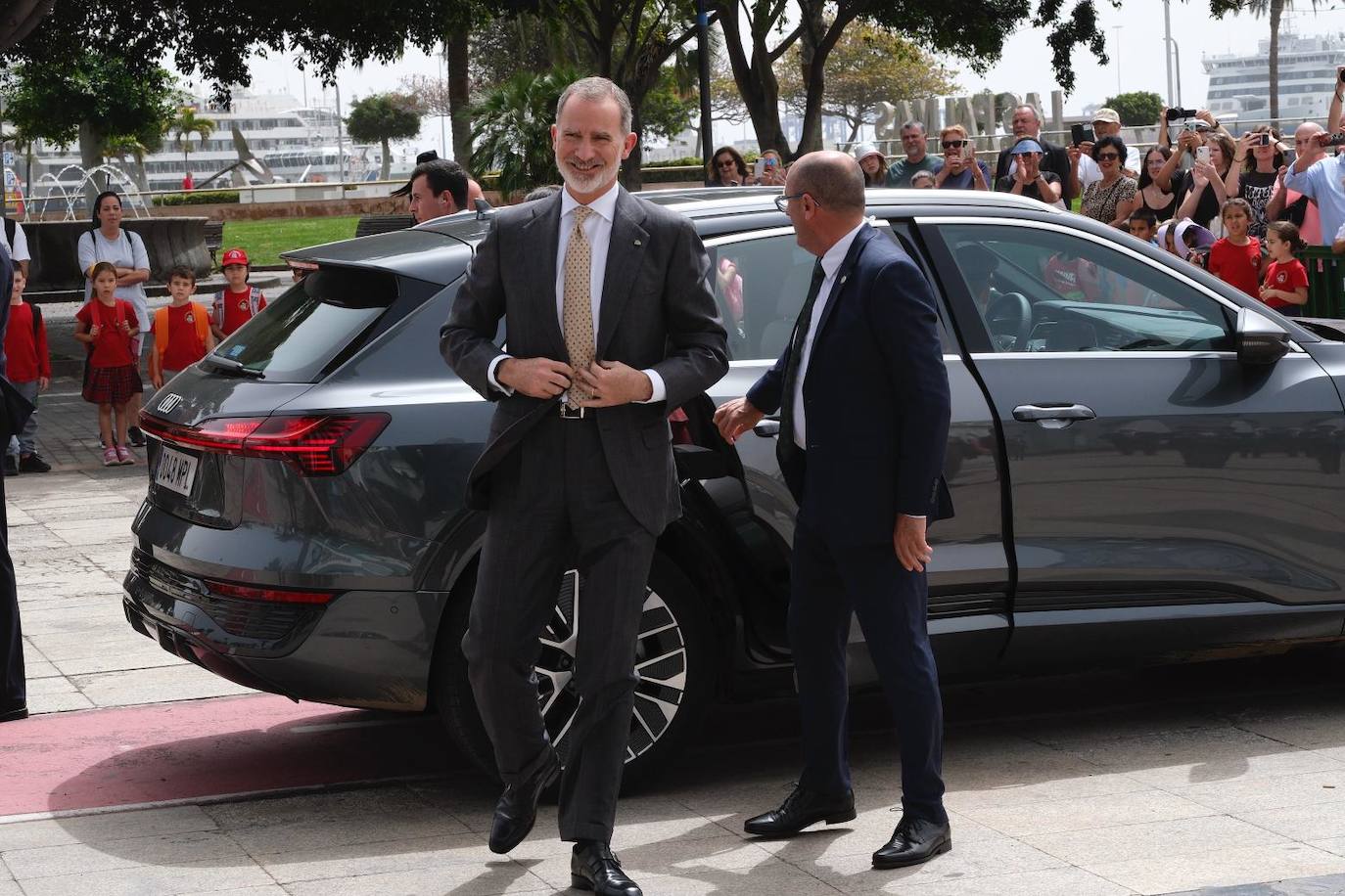 Así fueron recibidos los reyes en Las Palmas de Gran Canaria