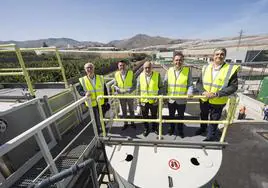 Miguel Hidalgo, Teodoro Sosa, Antonio Morales, Pedro Rodríguez y Carmelo Santana, en la renovada EDAR.