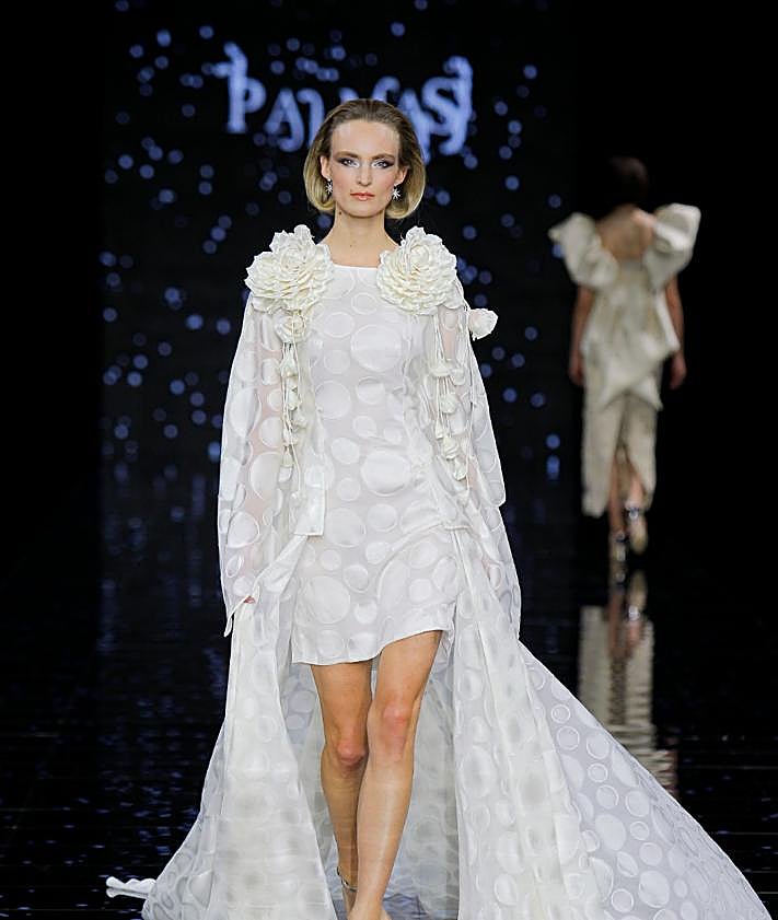 Imagen secundaria 2 - Pedro Palmas, Ogadenia Couture y Lucas Balboa acuden a la prestigiosa &#039;Barcelona Bridal Fashion Week&#039;