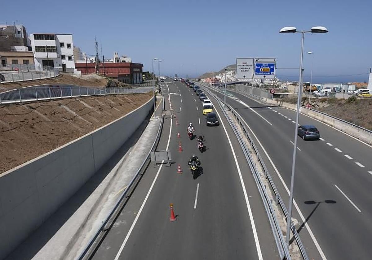 Imagen de los trabajos que se ejecutan ahora en la cuarta fase de la GC-3, en Arucas.