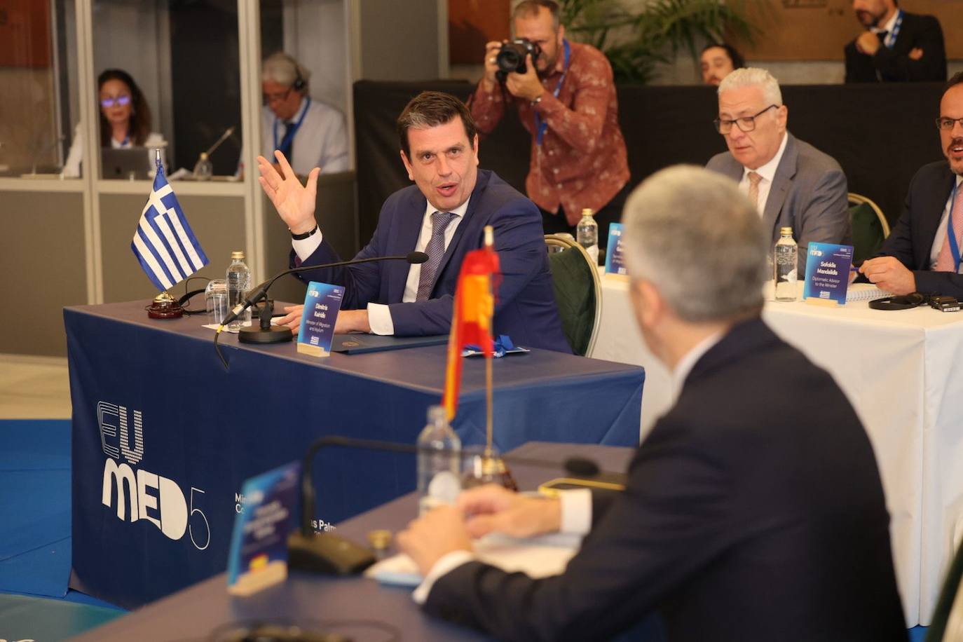 Las imágenes de los ministros del Interior y Migración en Las Palmas de Gran Canaria