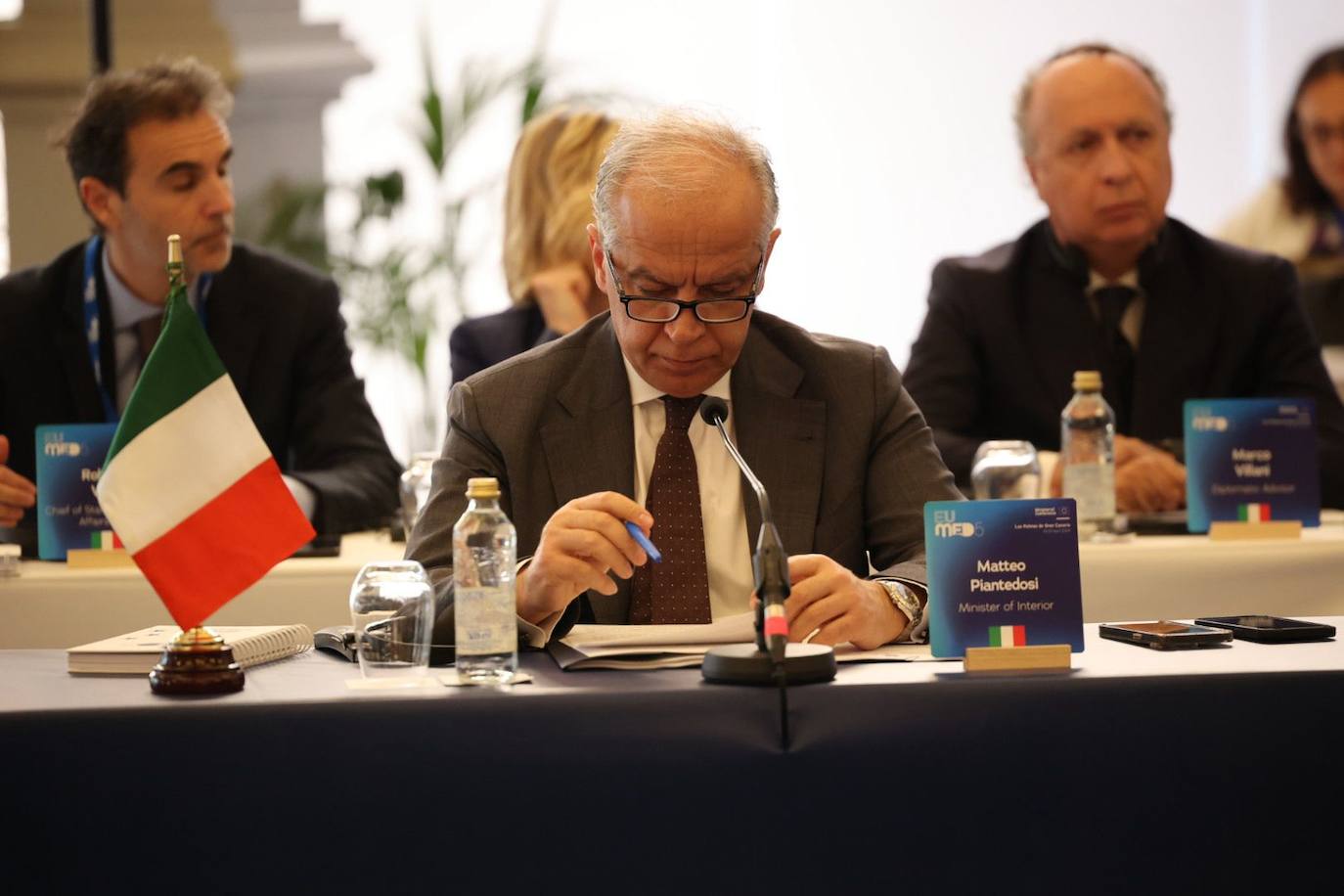 Las imágenes de los ministros del Interior y Migración en Las Palmas de Gran Canaria