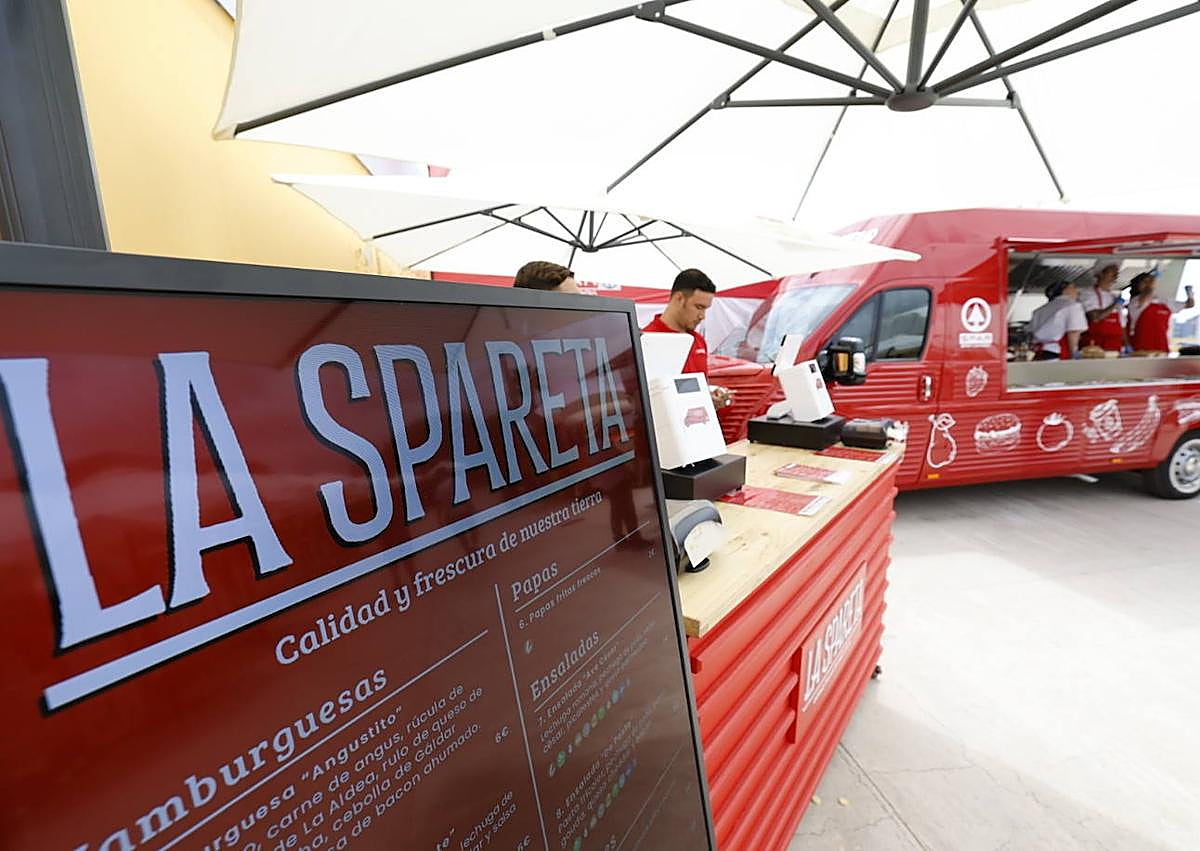 Imagen secundaria 2 - SPAR Gran Canaria presenta su nueva food truck en la feria Gran Canaria Me Gusta